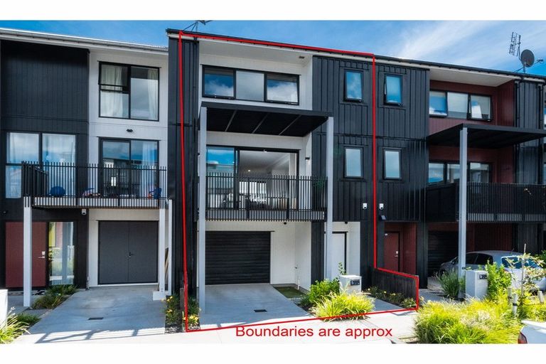 Photo of property in 5 Eyton Kay Road, Hobsonville, Auckland, 0616