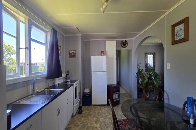 Photo of property in 14 Girvan Place, Tokoroa, 3420