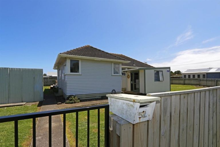 Photo of property in 52 Ihaia Road, Opunake, 4616