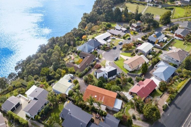 Photo of property in 15 Kaharoa Avenue, Omokoroa, 3114