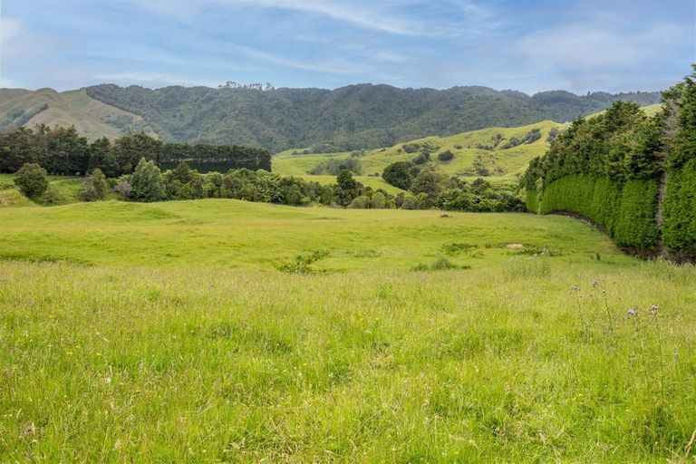 Photo of property in 51 Waimanu Road, Otaki, 5583