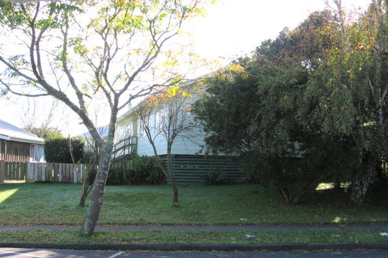 Photo of property in 3 Keri Anne Place, Goodwood Heights, Auckland, 2105