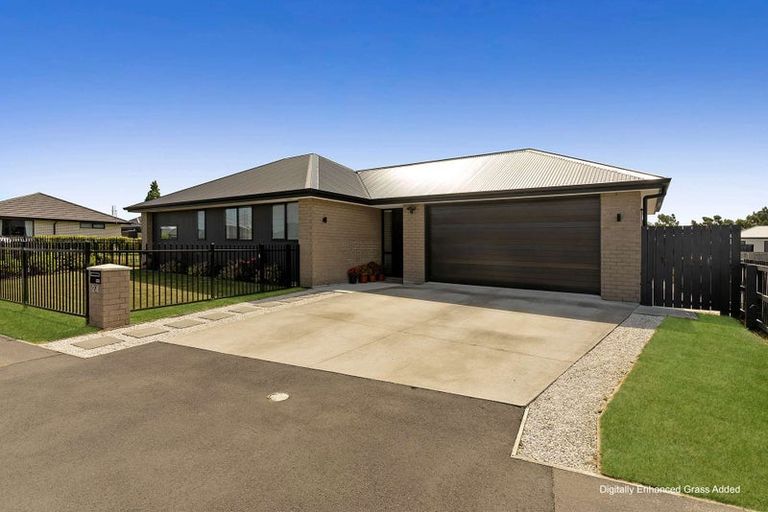 Photo of property in 24 Mary Carpenter Avenue, Yaldhurst, Christchurch, 8042