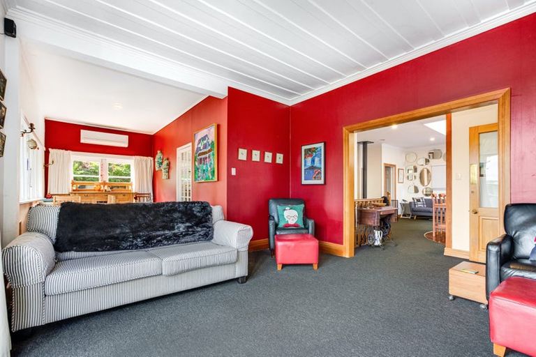 Photo of property in 20 Tawa Street, Eastbourne, Lower Hutt, 5013