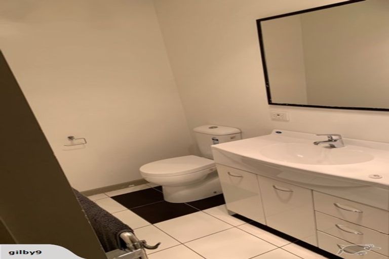 Photo of property in 16a Arawata Terrace, Fernhill, Queenstown, 9300