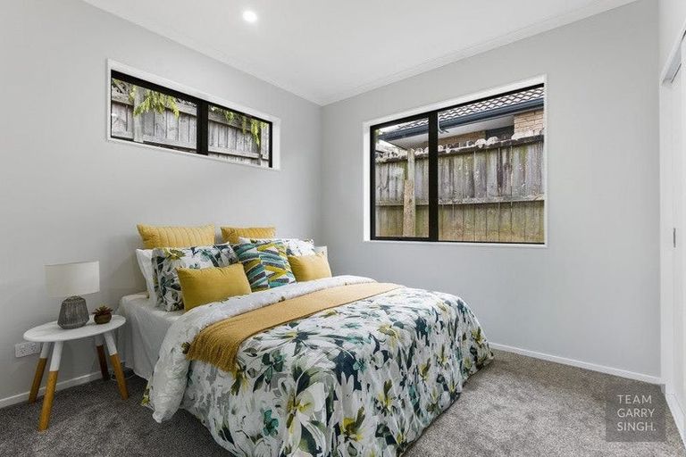 Photo of property in 2 Nanleen Rise, Manurewa, Auckland, 2105