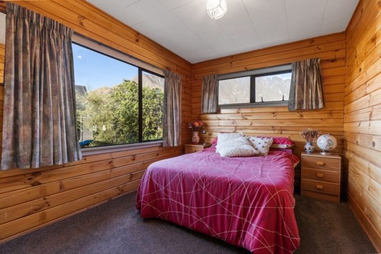 Photo of property in 58 Remarkables Crescent, Frankton, Queenstown, 9300