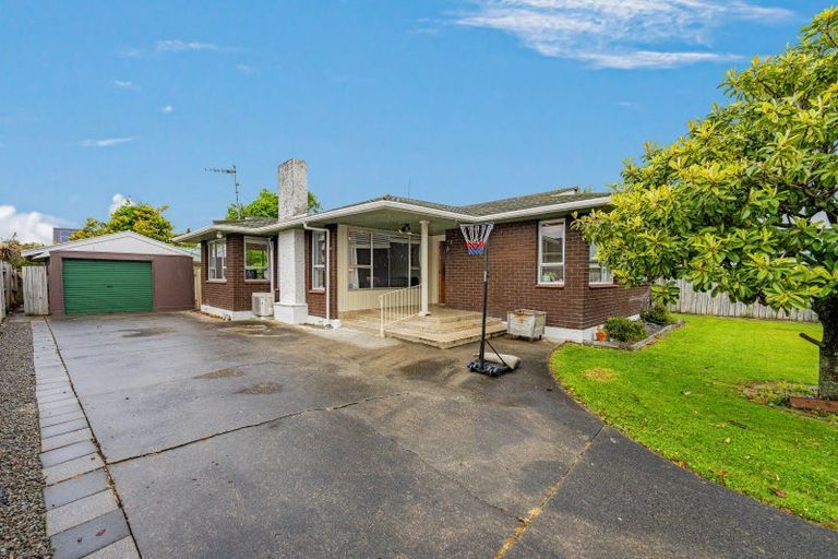 Photo of property in 7 Denver Place, Milson, Palmerston North, 4414