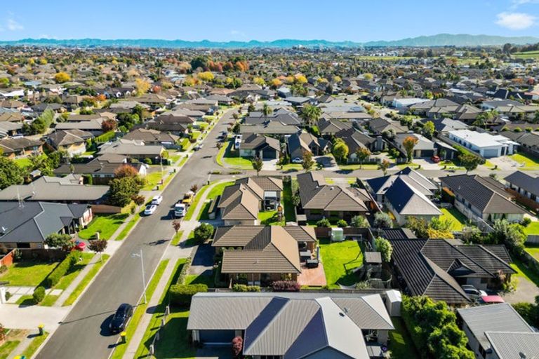 Photo of property in 26 Aquila Crescent, Rototuna North, Hamilton, 3210