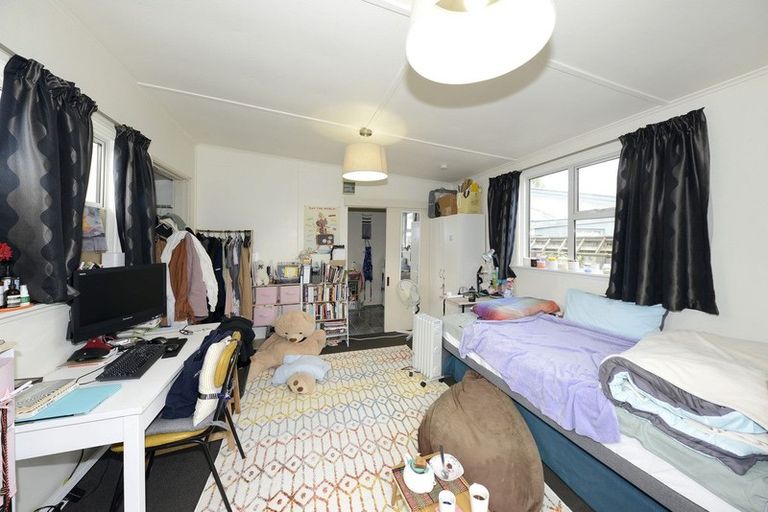 Photo of property in 21 Hanrahan Street, Upper Riccarton, Christchurch, 8041