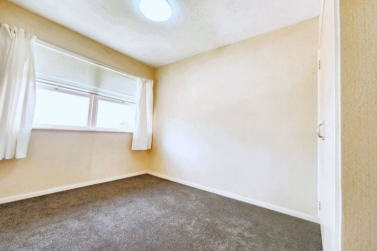 Photo of property in 73 Lynden Avenue, Hillcrest, Auckland, 0627