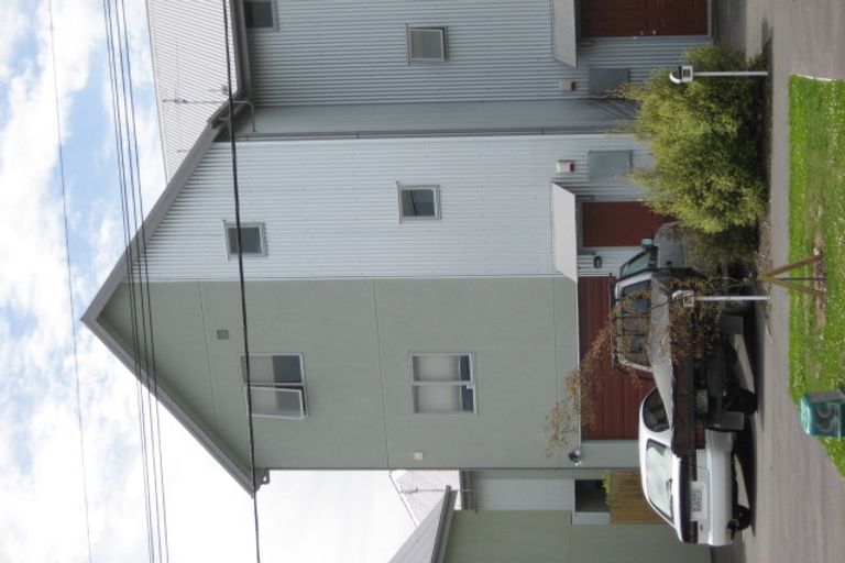 Photo of property in 53 Fairfield Avenue, Addington, Christchurch, 8024