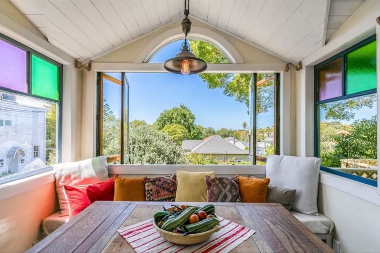 Photo of property in 42 Church Street, Devonport, Auckland, 0624