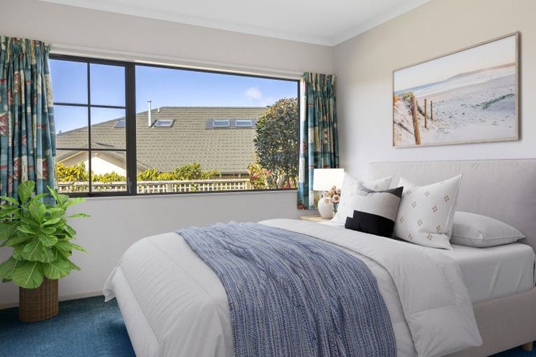 Photo of property in 41 Lakeridge Close, Rangatira Park, Taupo, 3330