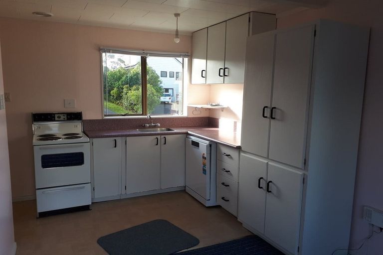 Photo of property in 1/59 Cypress Drive, Maungaraki, Lower Hutt, 5010