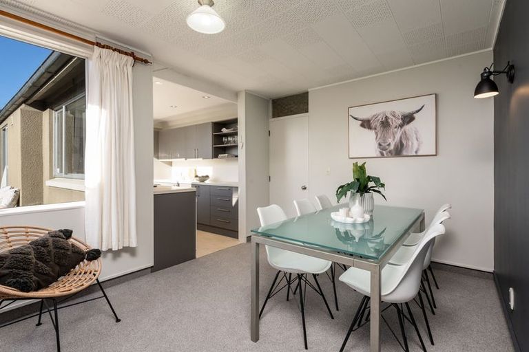 Photo of property in 109 Cliffs Road, Saint Clair, Dunedin, 9012