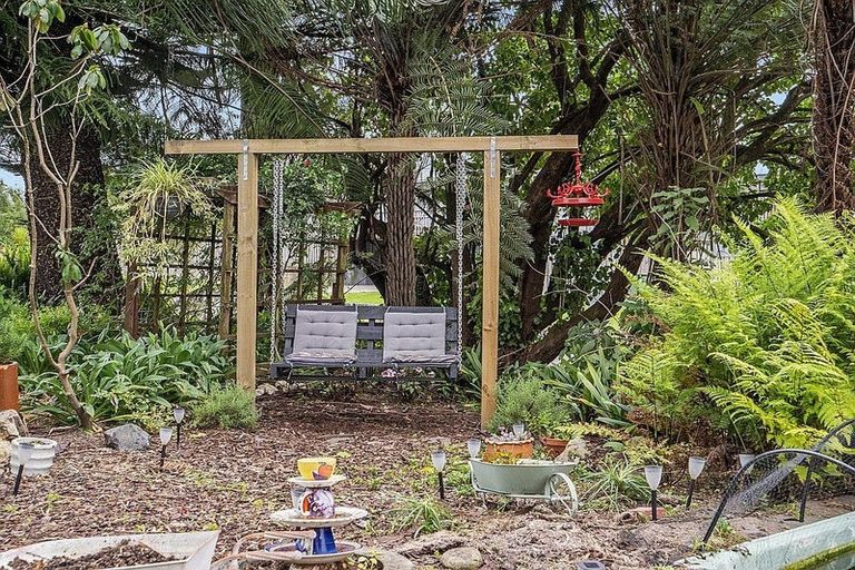 Photo of property in 47 Valley Road, Te Puke, 3119