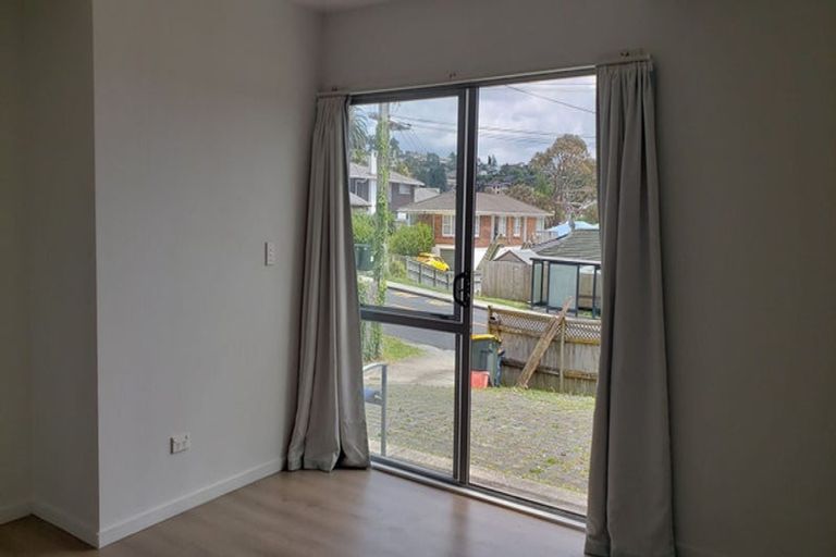 Photo of property in 81 Archers Road, Hillcrest, Auckland, 0629