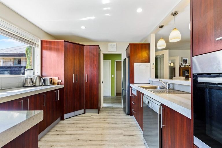 Photo of property in 41 Ernest Gray Place, Halswell, Christchurch, 8025