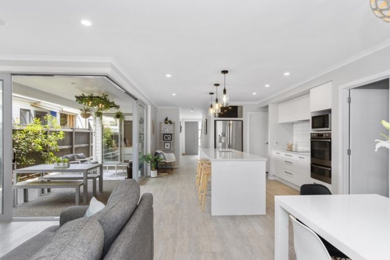 Photo of property in 854b Papamoa Beach Road, Papamoa Beach, Papamoa, 3118