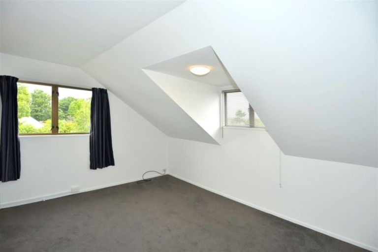 Photo of property in 15 Sawtell Place, Northcote, Christchurch, 8052