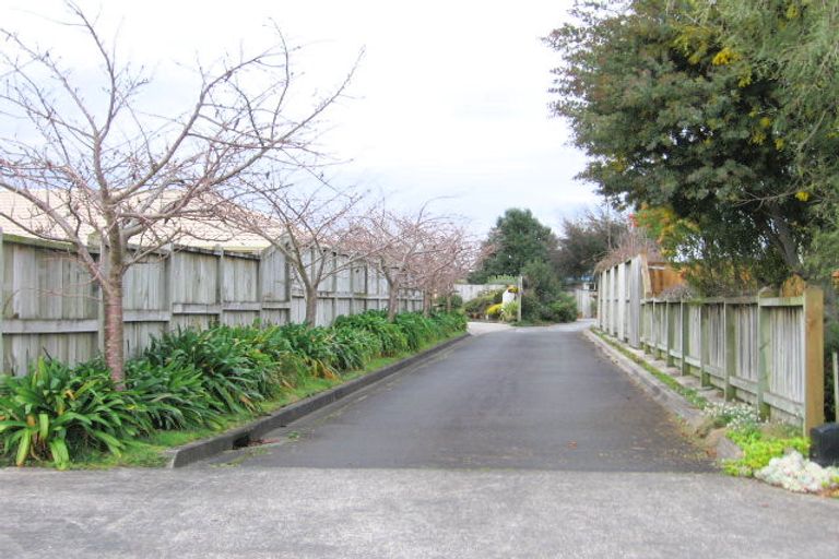 Photo of property in 8 Maahutaupeke Place, St Andrews, Hamilton, 3200