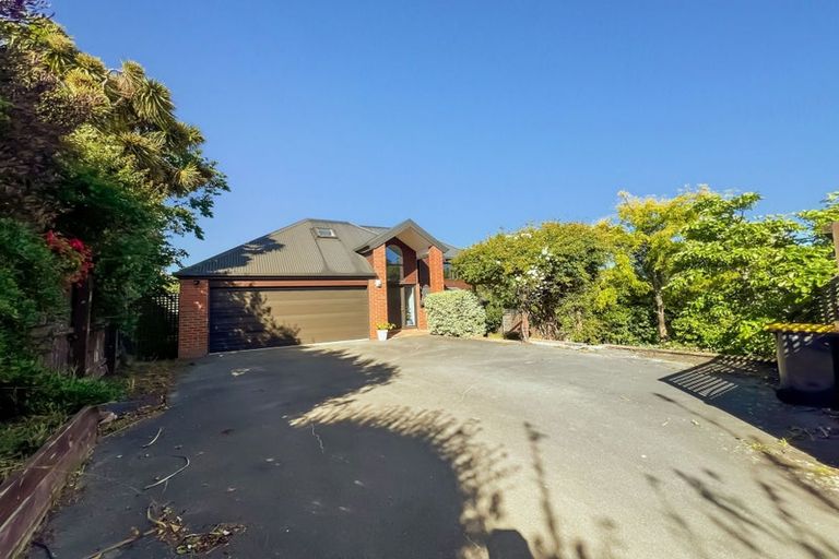 Photo of property in 148 Dyers Pass Road, Cashmere, Christchurch, 8022