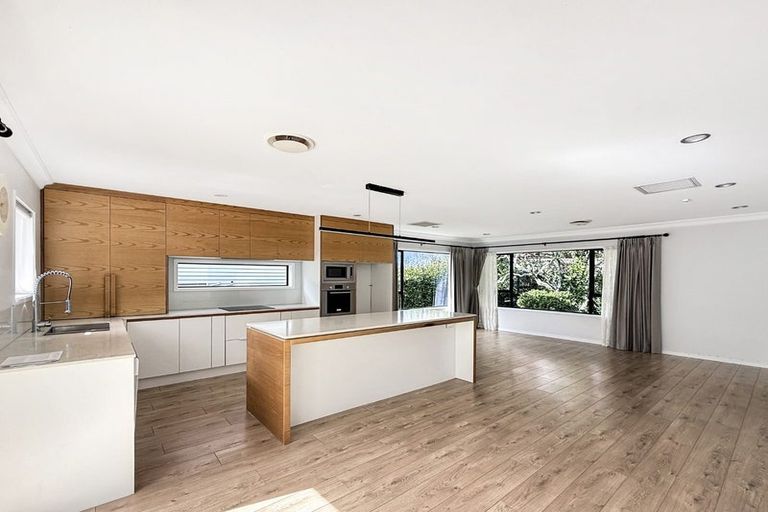 Photo of property in 106 Eban Avenue, Hillcrest, Auckland, 0627