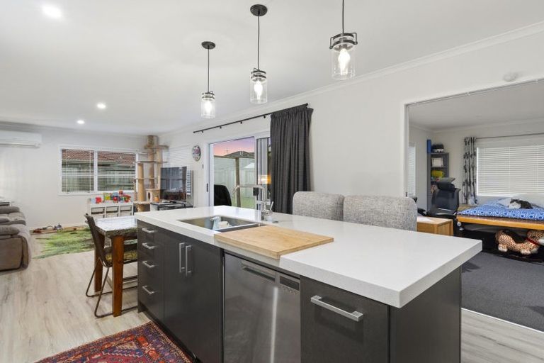 Photo of property in 84 Penetaka Heights, Pyes Pa, Tauranga, 3112