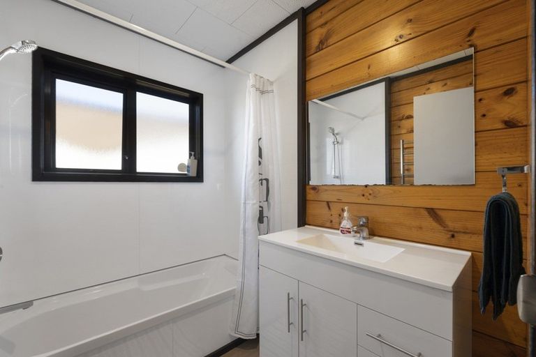 Photo of property in 13 Arthur Crescent, Hilltop, Taupo, 3330