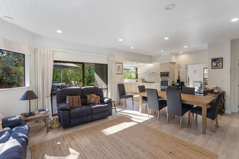 Photo of property in 21 Hurunui Street, Waikanae, 5036