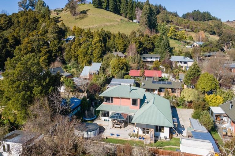 Photo of property in 6 Hodgson Street, Wakefield, 7025