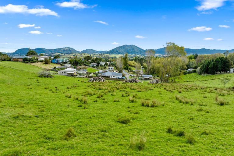 Photo of property in 30a Settlement Road, Kaiwaka, 0573