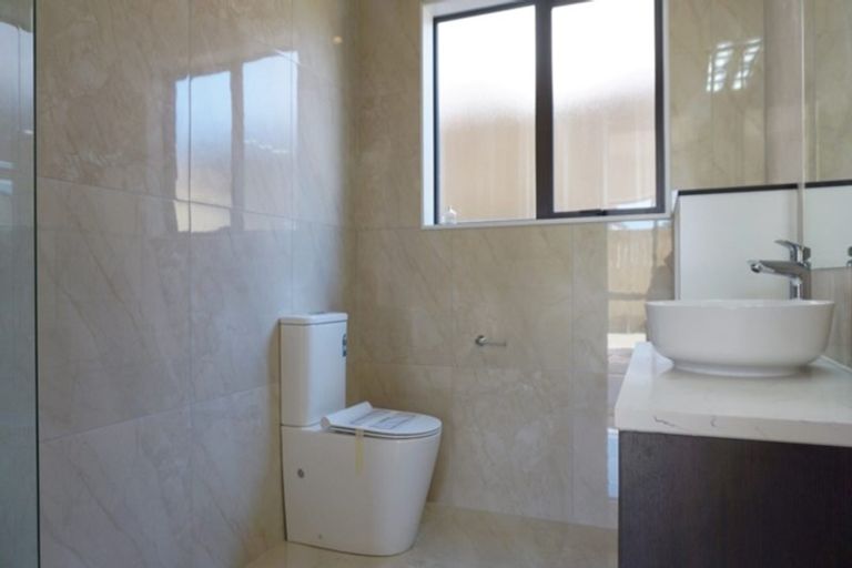 Photo of property in 17 Mcquoids Road, Flat Bush, Auckland, 2019