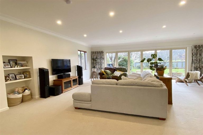 Photo of property in 53 Gladstone Terrace, Gladstone, Invercargill, 9810