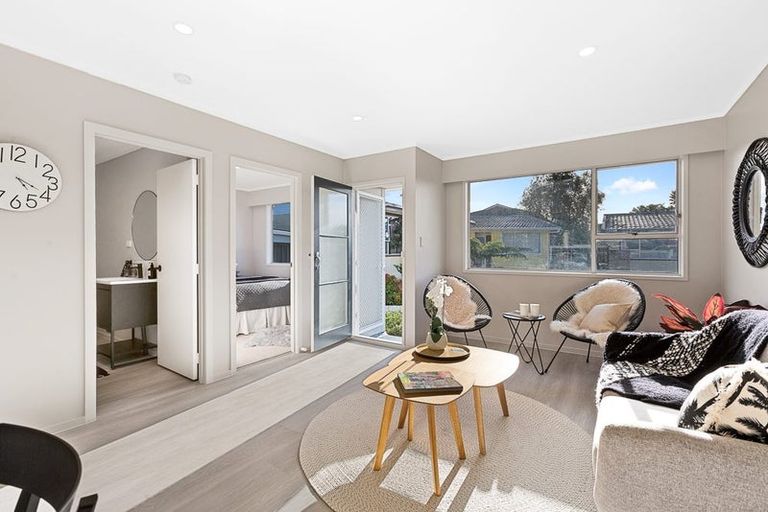 Photo of property in 2/39 Gardner Avenue, New Lynn, Auckland, 0600