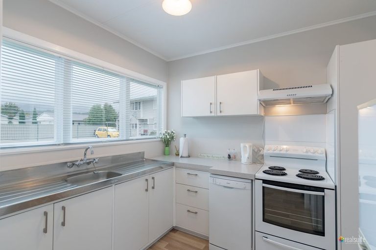 Photo of property in 6/6-8 Keys Street, Elderslea, Upper Hutt, 5018