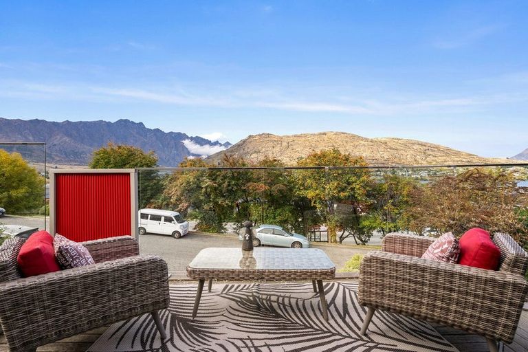 Photo of property in 5 Marina Drive, Frankton, Queenstown, 9300