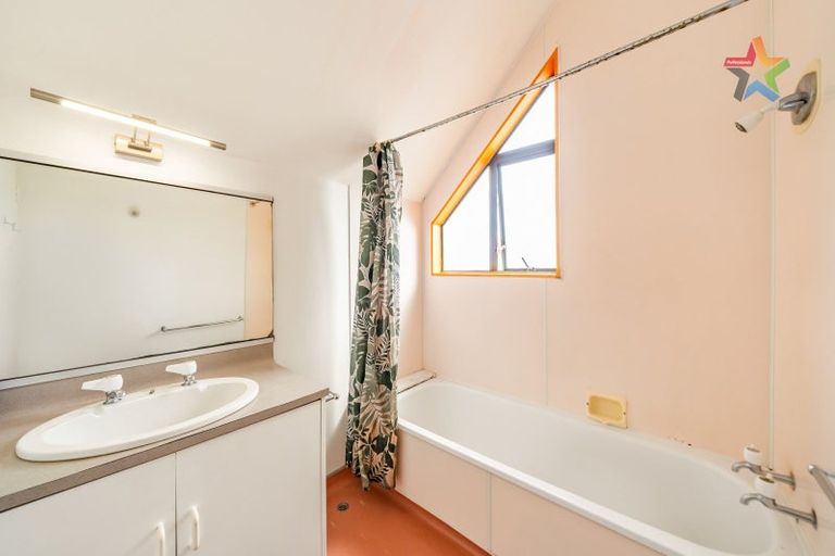 Photo of property in 3/72 Waiwhetu Road, Waiwhetu, Lower Hutt, 5010