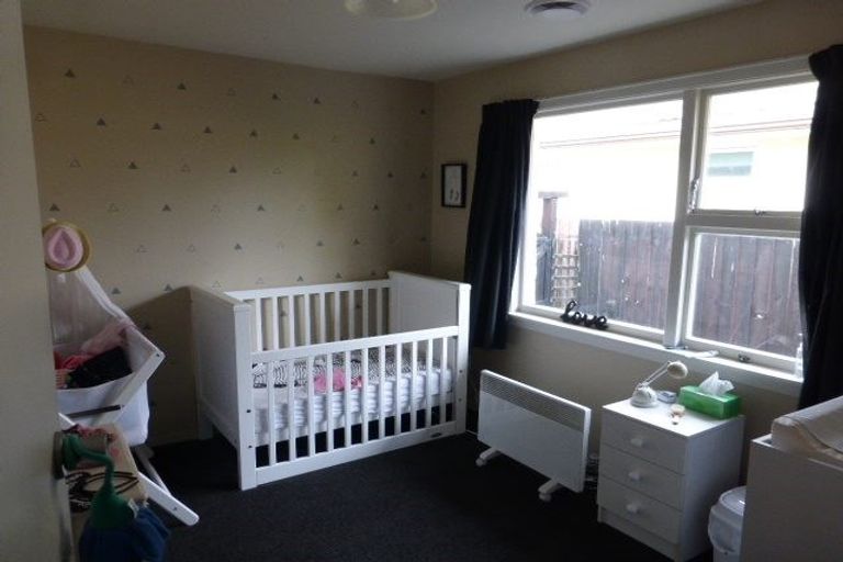 Photo of property in 2/4 Kyeburn Place, Avonhead, Christchurch, 8042