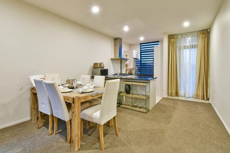 Photo of property in 69 Battalion Drive, Papakura, 2110