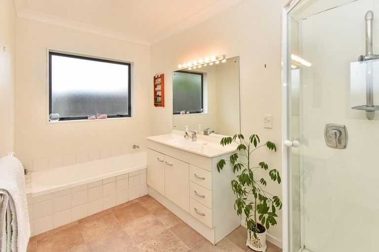 Photo of property in 1/6 Moyle Place, Manurewa, Auckland, 2105