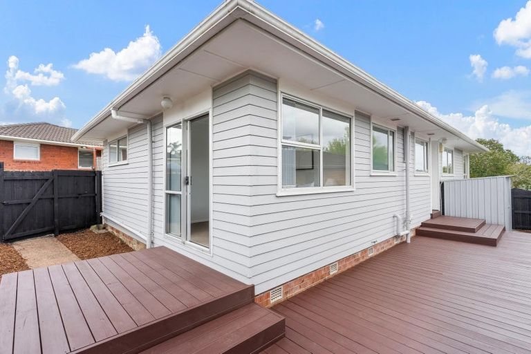 Photo of property in 54 Cockayne Crescent, Sunnynook, Auckland, 0620