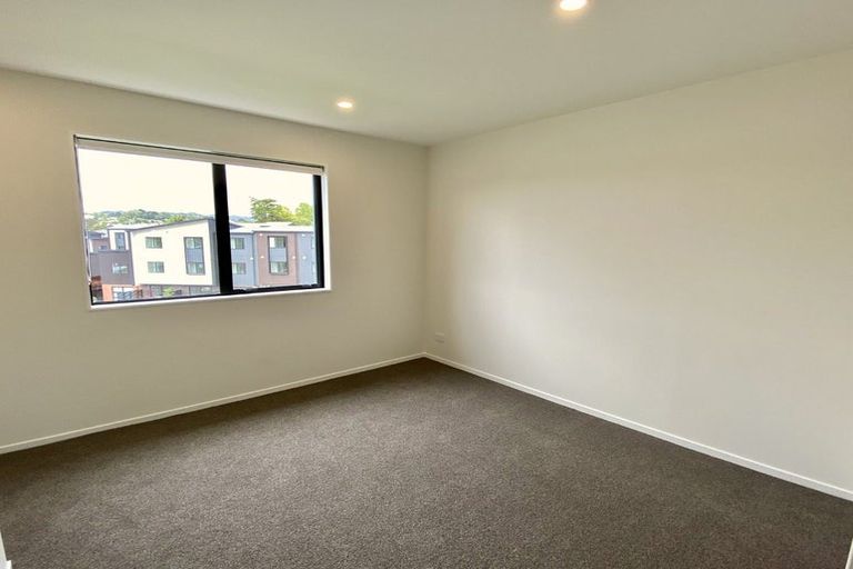 Photo of property in 3/60 Selo Street, Glen Eden, Auckland, 0602