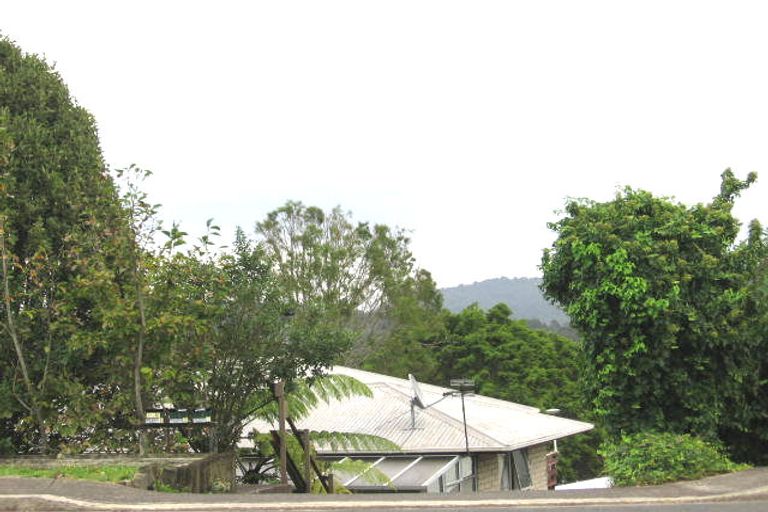 Photo of property in 132 Glengarry Road, Glen Eden, Auckland, 0602