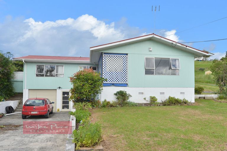 Photo of property in 10 Toetoe Road, Otaika, Whangarei, 0170