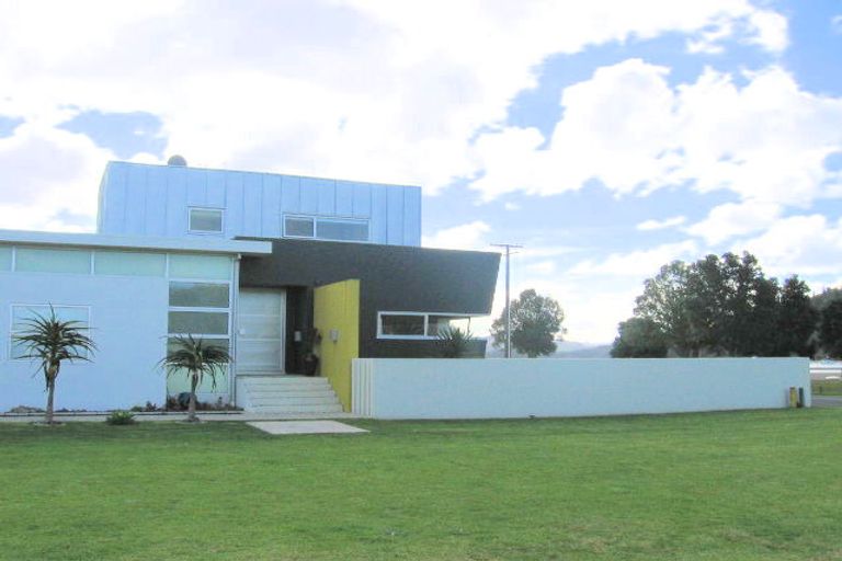 Photo of property in 205 Leighton Road, Whangamata, 3620