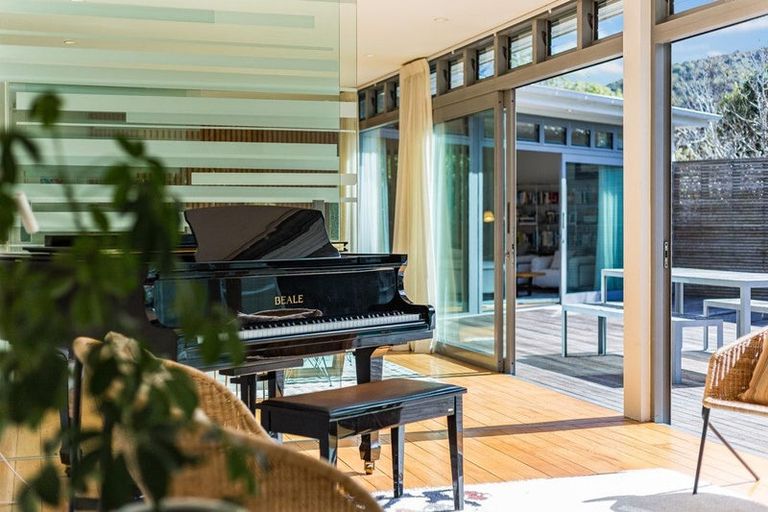 Photo of property in 38a Friend Street, Karori, Wellington, 6012