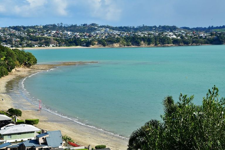 Photo of property in 1114 Whangaparaoa Road, Tindalls Beach, Whangaparaoa, 0930