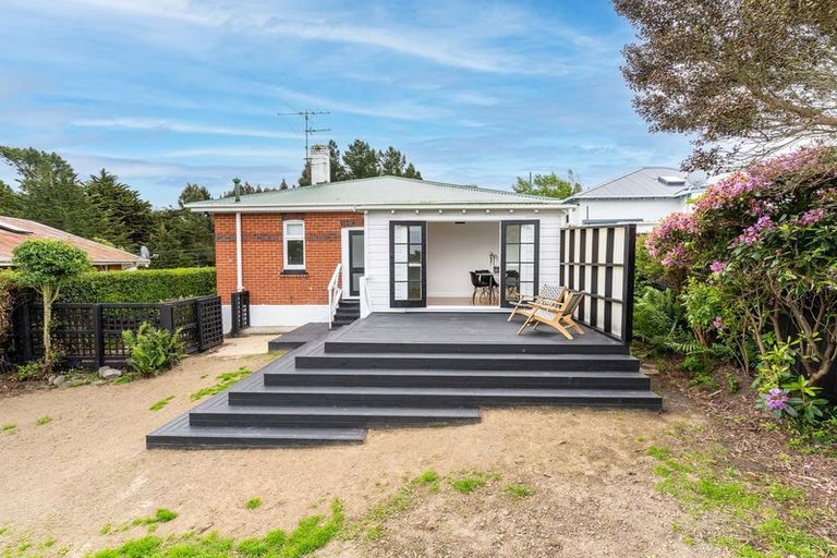 Photo of property in 182 Pine Hill Road, Dalmore, Dunedin, 9010